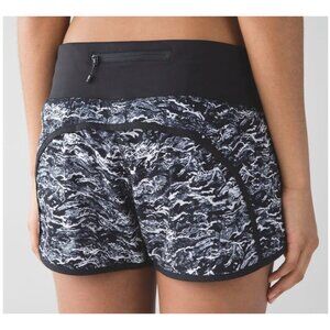 Lululemon Run Times Short 10 Nami Wave White Black EUC Run Train Gym
